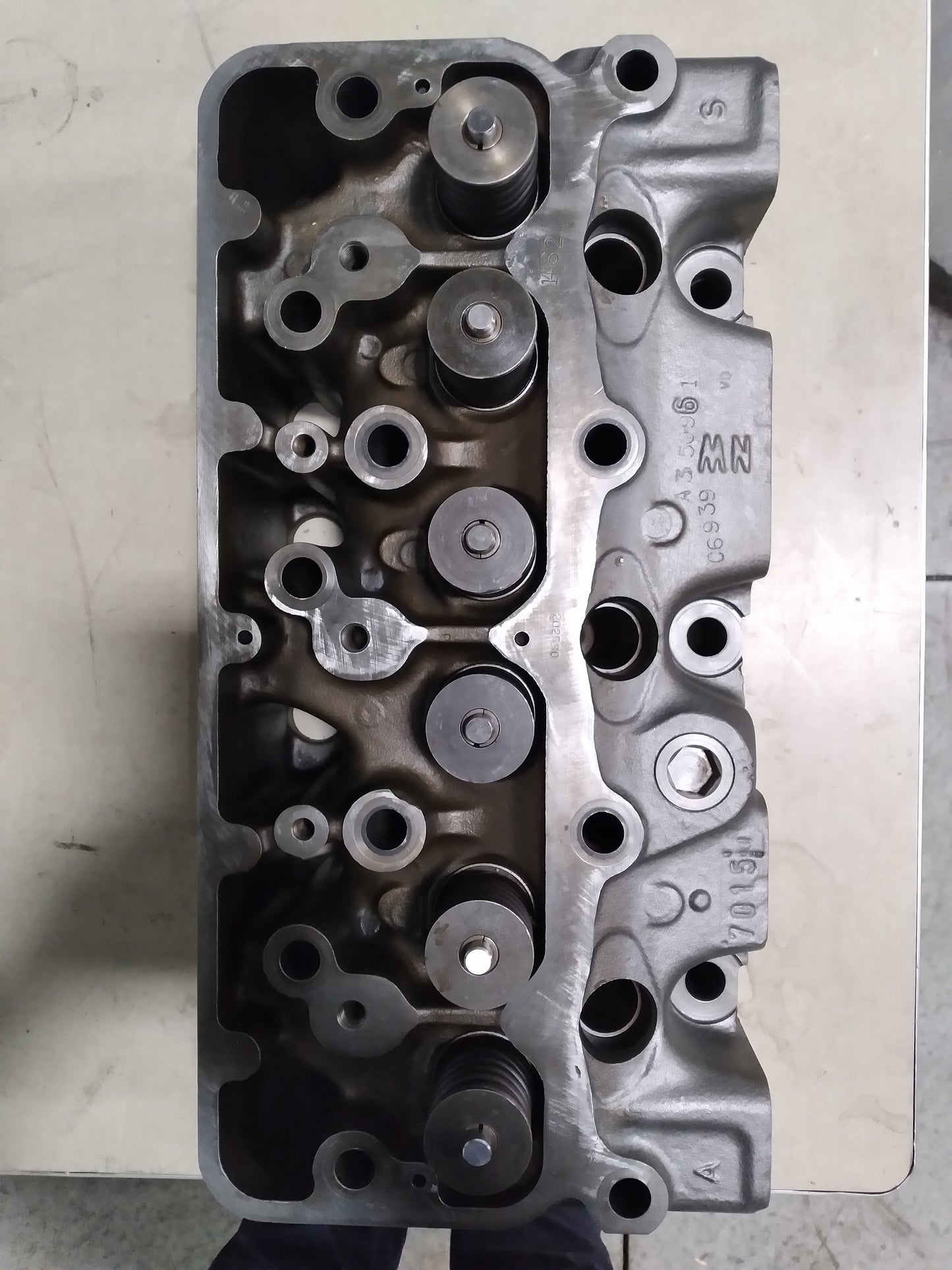 Waukesha CA350961 F11 Series Cylinder Head complete