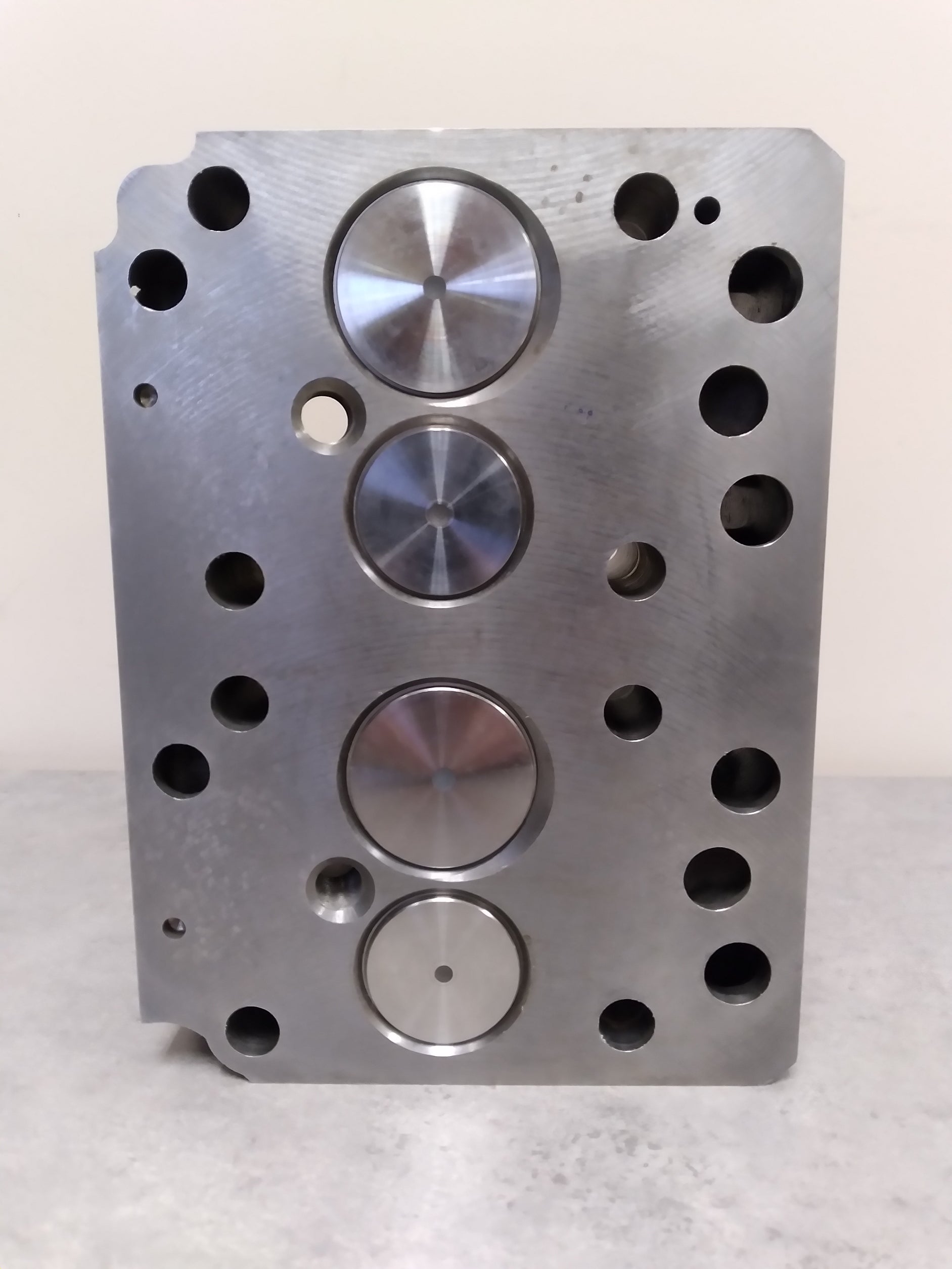 NEW OE MAN 51.03100.6297 CYLINDER HEAD ASSEMBLY