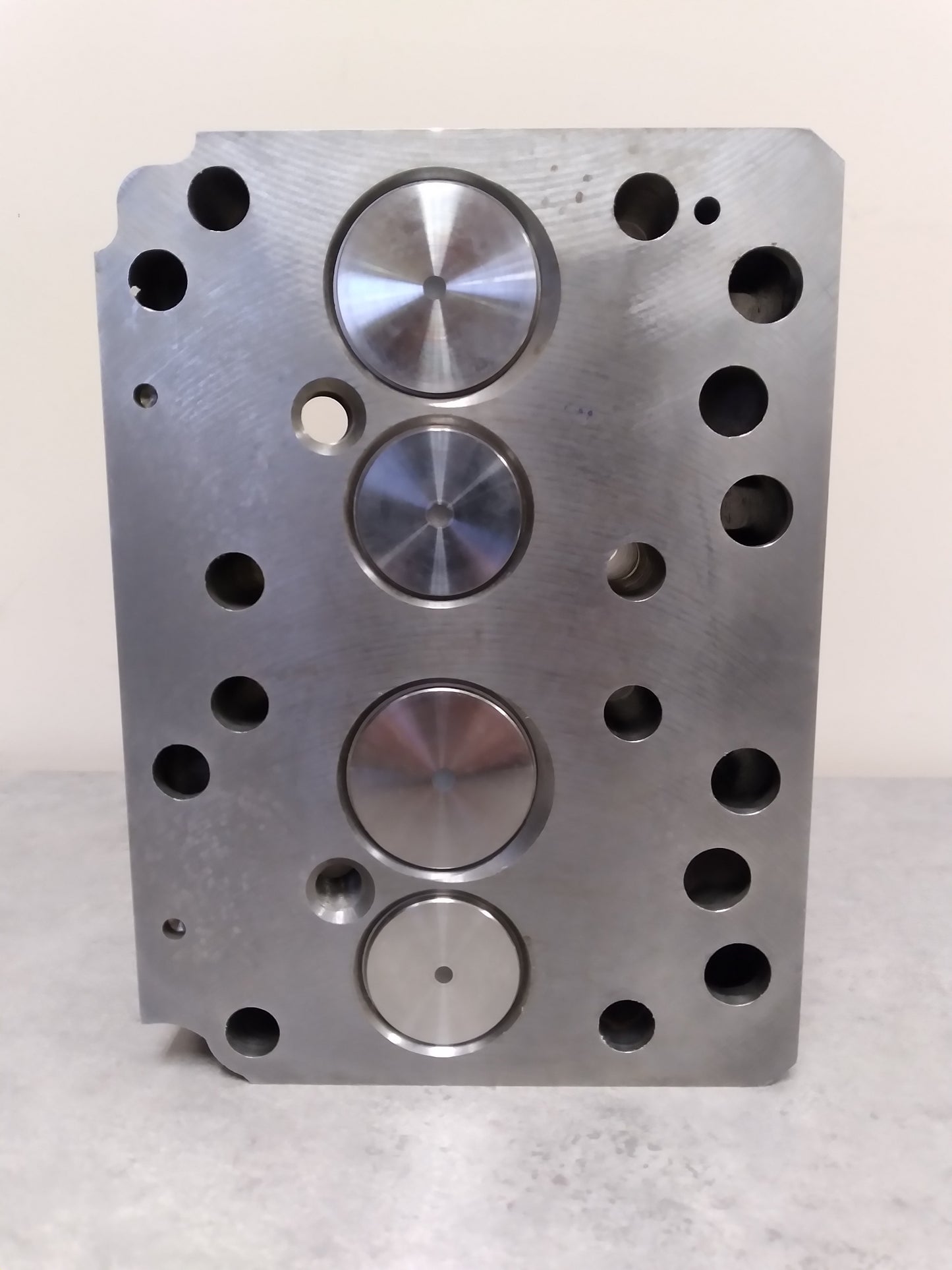 NEW OE MAN 51.03100.6297 CYLINDER HEAD ASSEMBLY