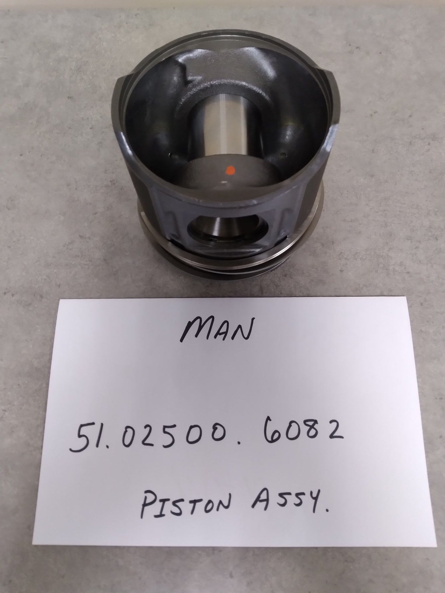 MAN OE 51.02500.6082 PISTON ASSEMBLY