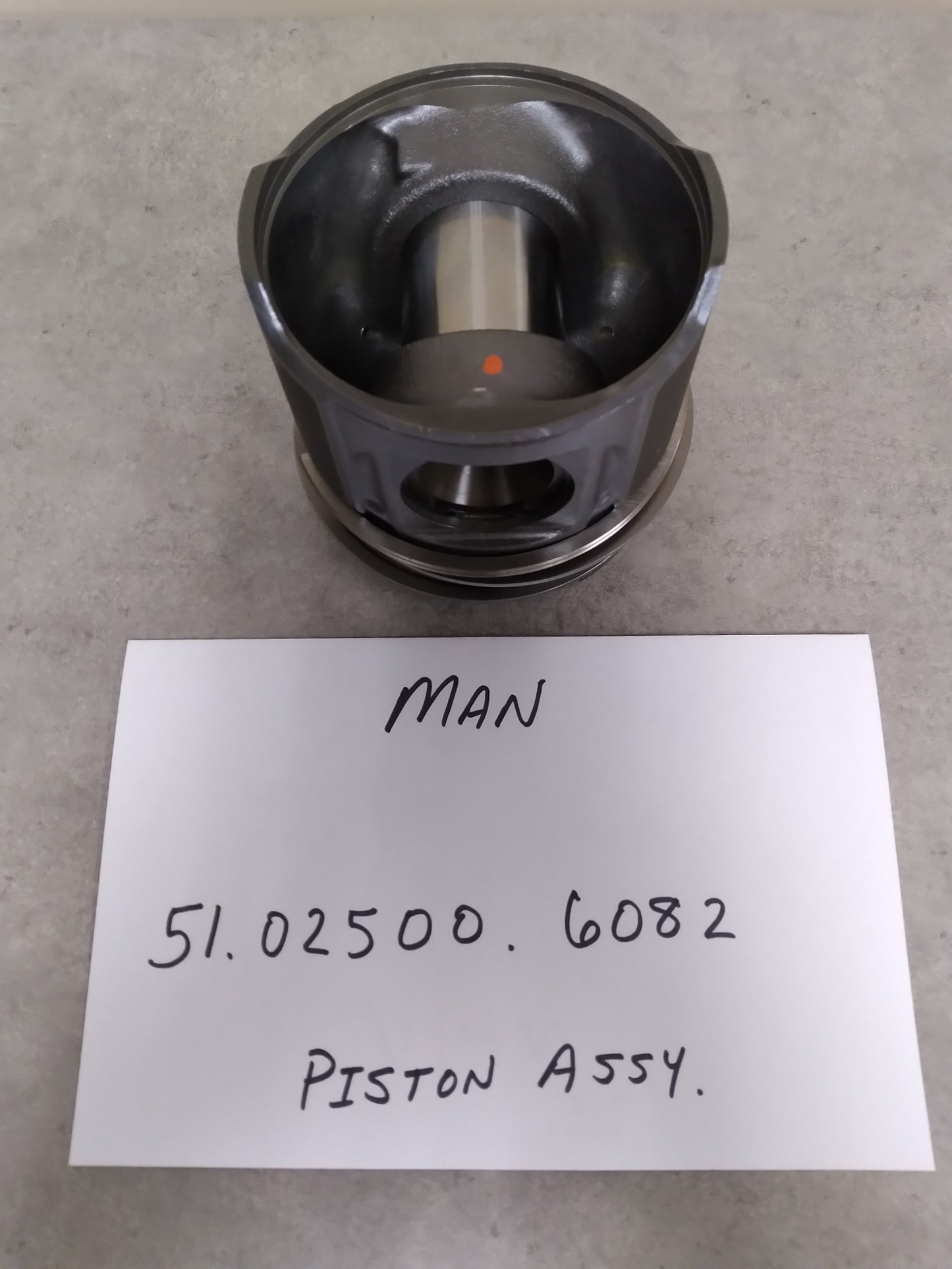 MAN OE 51.02500.6082 PISTON ASSEMBLY