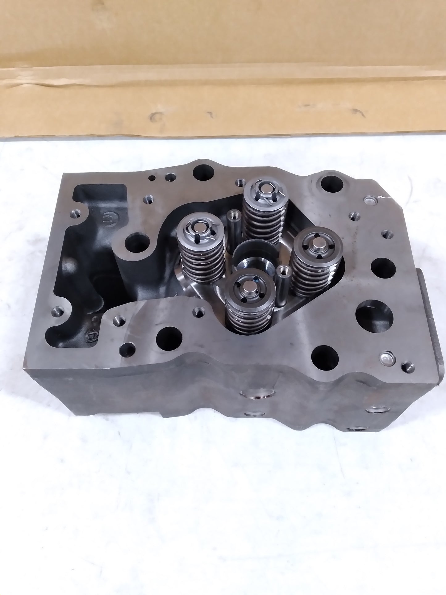 NEW WAUKESHA DA308002C APG 1000 CYLINDER HEAD