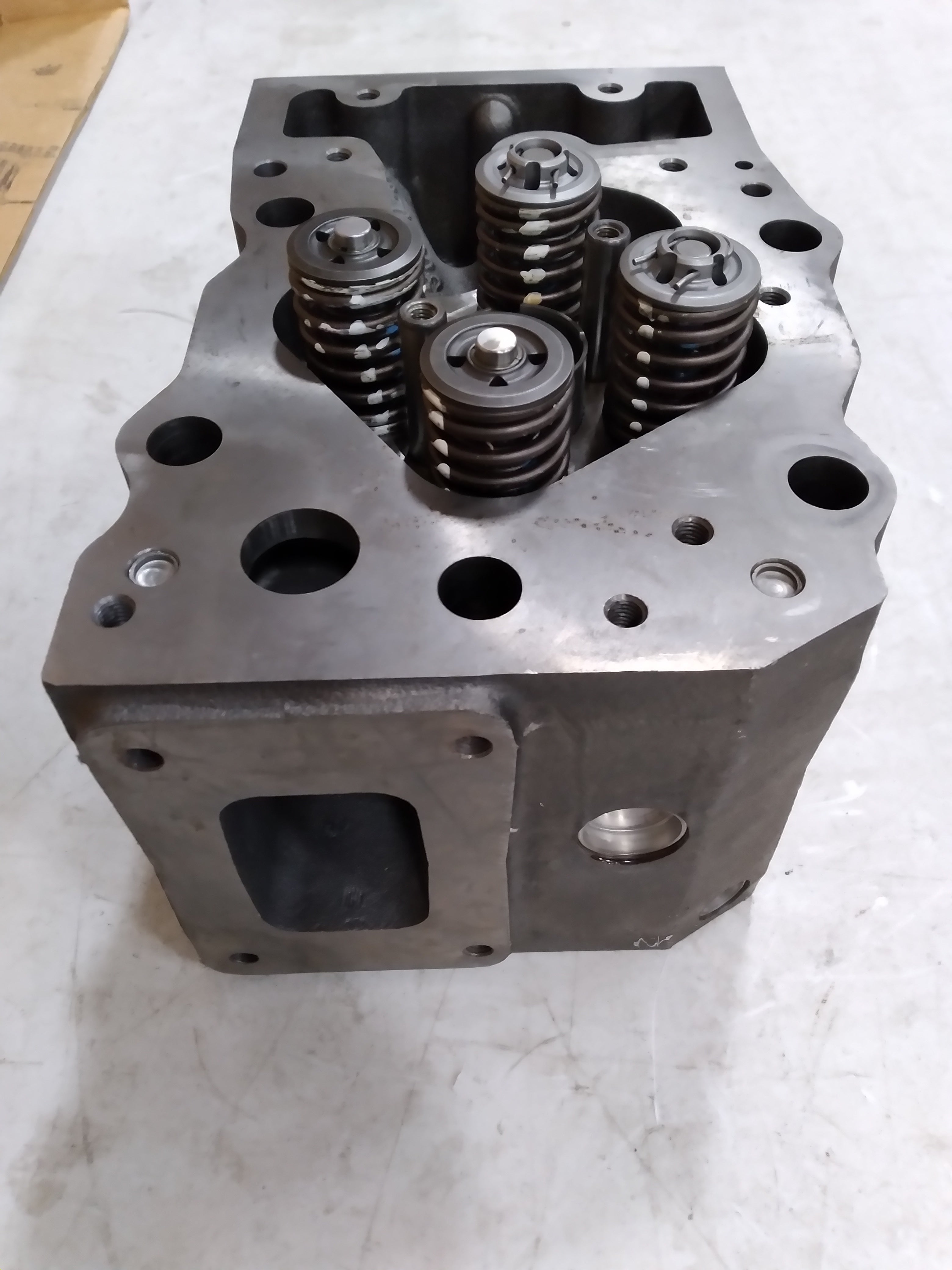 NEW WAUKESHA DA308002C APG 1000 CYLINDER HEAD