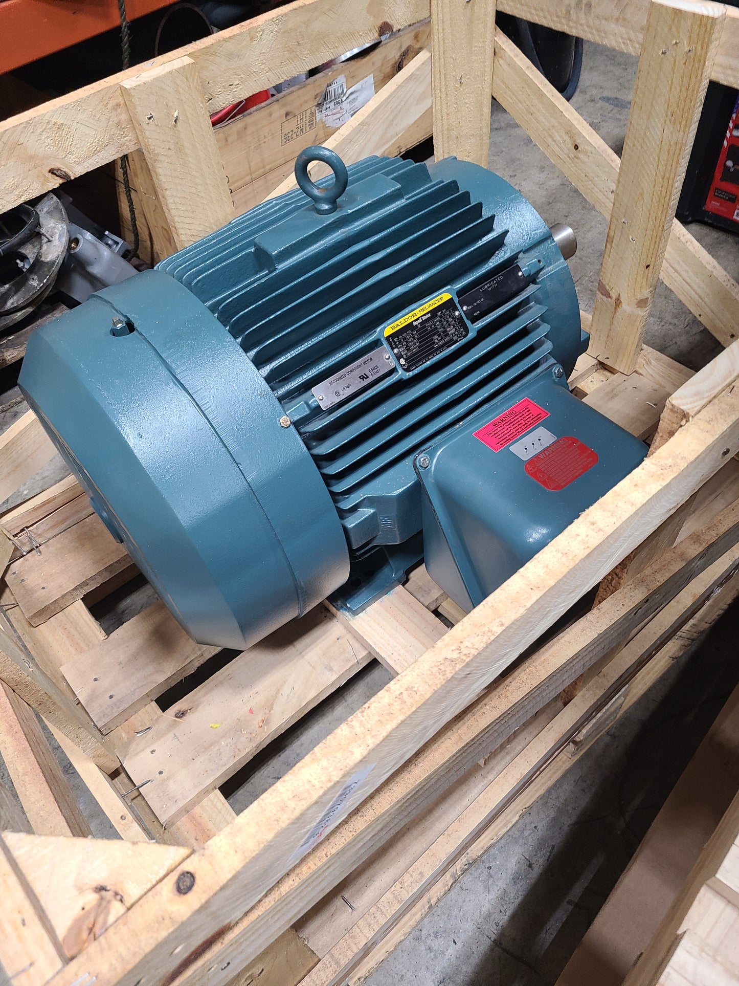 BALDOR 30HP Super-E Motor, 890rpm, 208V, 3phase 364T